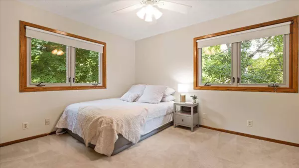 1475 Three Oaks AVE, Maple Plain, MN 55359