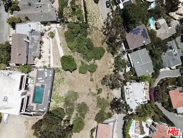 8637 W Hillside Ave, Los Angeles, CA 90069