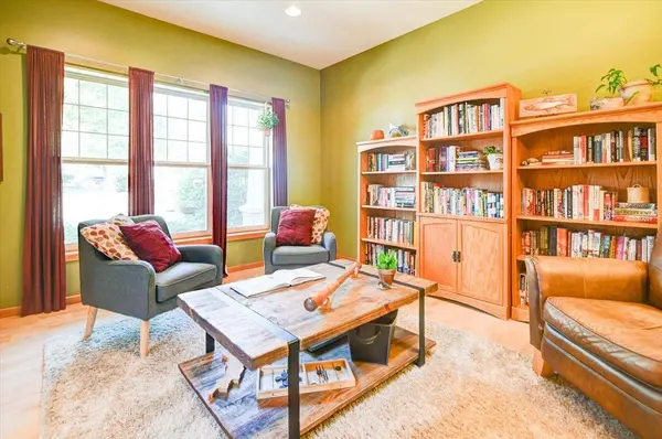 729 Apollo Way, Madison, WI 53718