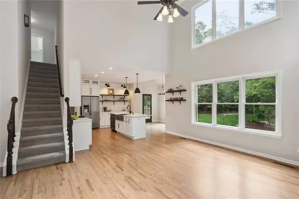 530 Wintergreen WAY, Canton, GA 30115