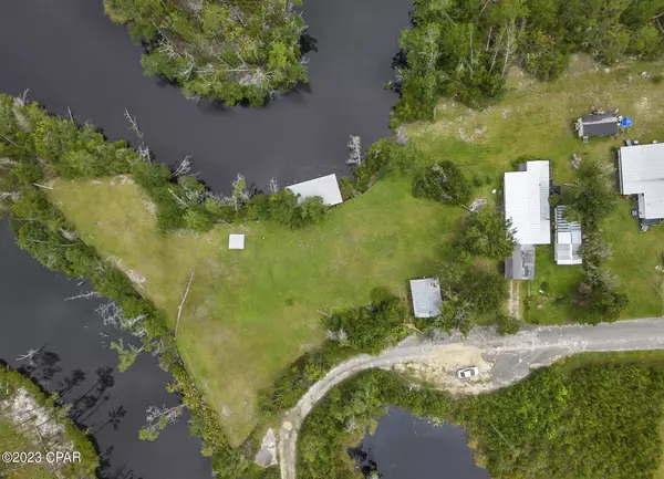 291 Spruce AVE, Wewahitchka, FL 32465