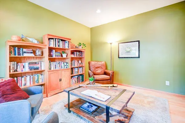 729 Apollo Way, Madison, WI 53718