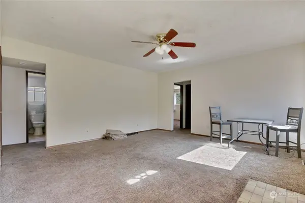 4810 S 166th ST, Seatac, WA 98188