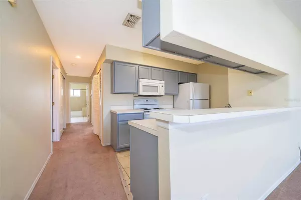 2327 PRIME CIR #B, Kissimmee, FL 34746