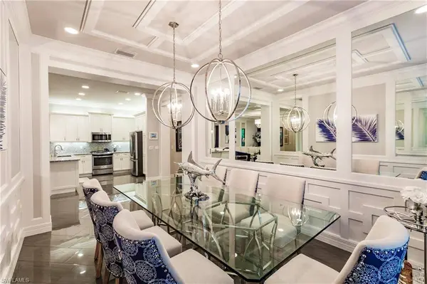 4148 Crescent CT, Naples, FL 34119