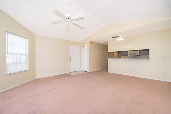 2327 PRIME CIR #B, Kissimmee, FL 34746
