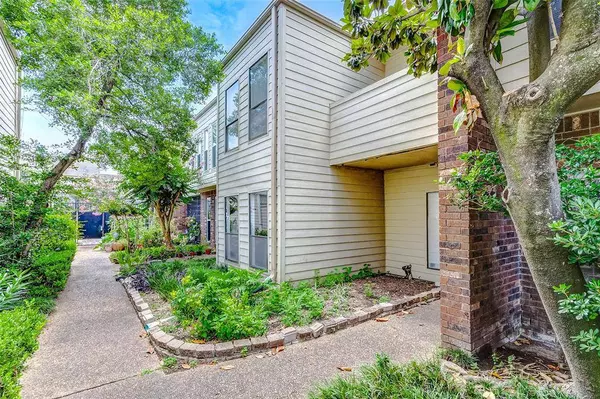 5701 Winsome LN #5, Houston, TX 77057