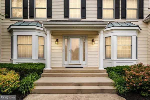 6 WINDING WAY, Mount Laurel, NJ 08054