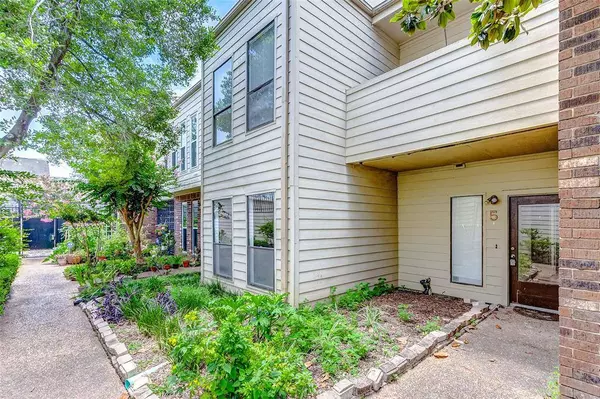 5701 Winsome LN #5, Houston, TX 77057