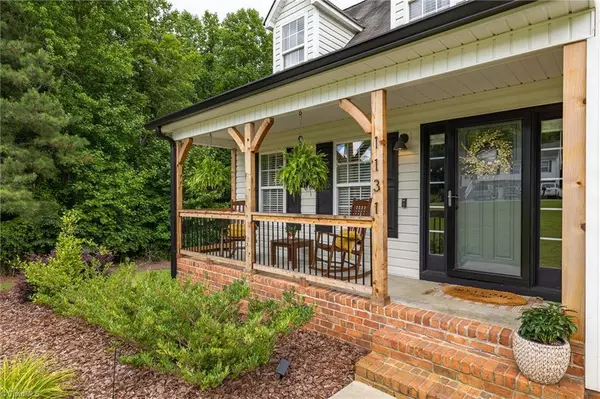 1131 Crescent CT, Winston Salem, NC 27127