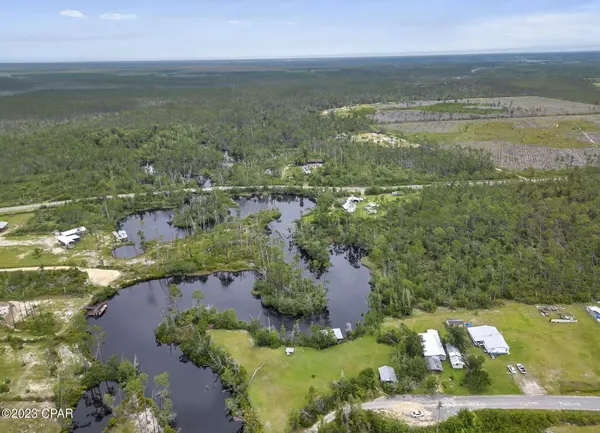 291 Spruce AVE, Wewahitchka, FL 32465