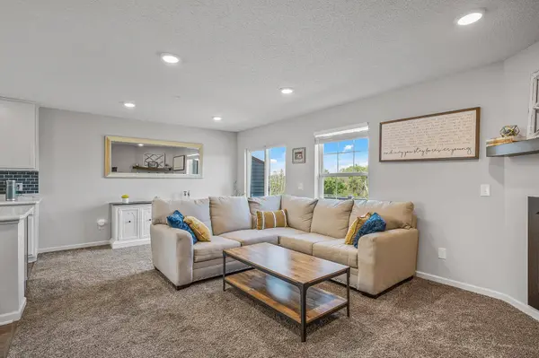 7546 Woods Edge BLVD, Lino Lakes, MN 55014