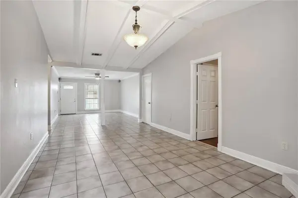 5141 EDEN ROC DR, Marrero, LA 70072