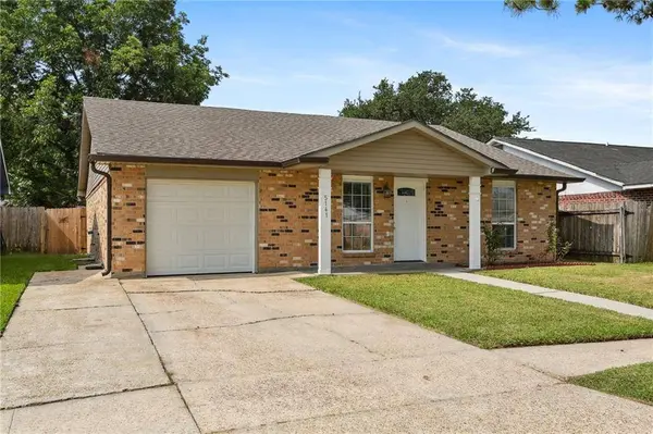 5141 EDEN ROC DR, Marrero, LA 70072