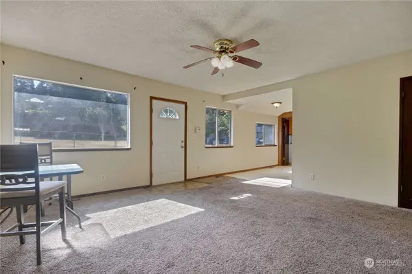 4810 S 166th ST, Seatac, WA 98188