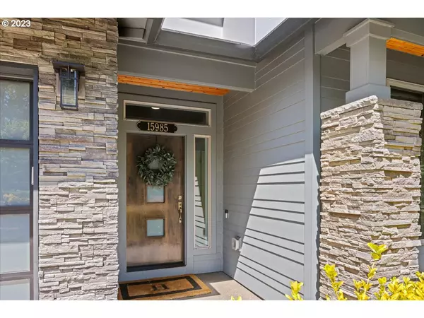 15985 BONAIRE AVE, Lake Oswego, OR 97035