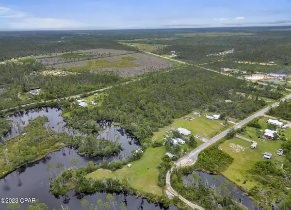 291 Spruce AVE, Wewahitchka, FL 32465