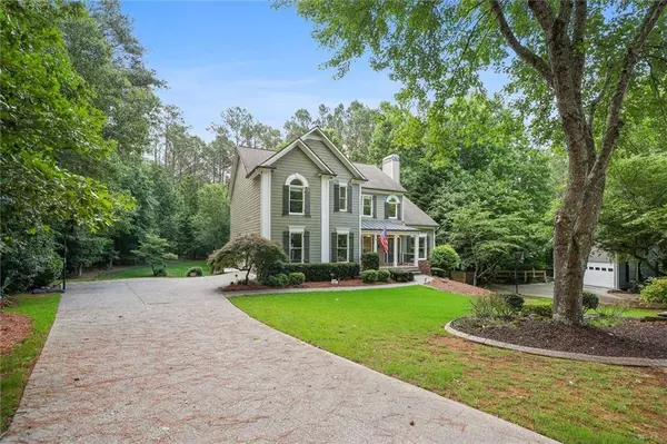 530 Wintergreen WAY, Canton, GA 30115