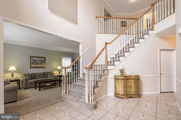 6 WINDING WAY, Mount Laurel, NJ 08054