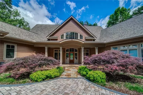 1090 Summit DR, Jasper, GA 30143