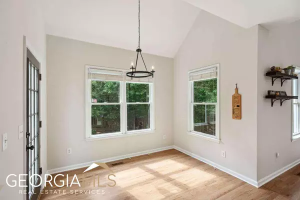 530 Wintergreen WAY, Canton, GA 30115