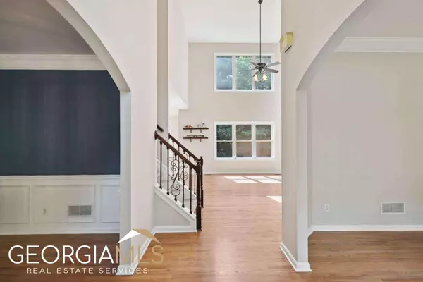 530 Wintergreen WAY, Canton, GA 30115