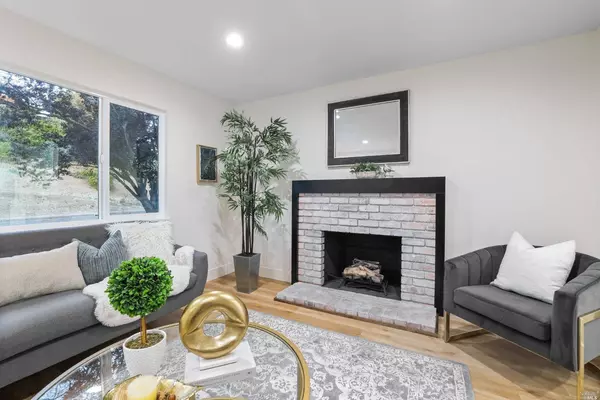 282 James CT, Benicia, CA 94510