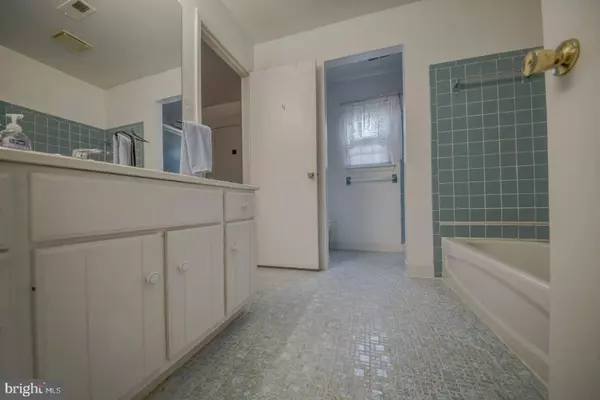 51 ORIOLE PL, Clementon, NJ 08021