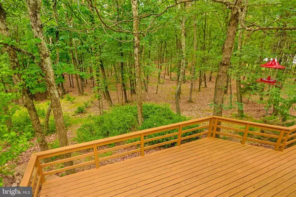 203 DEER TRL DR, Saylorsburg, PA 18353