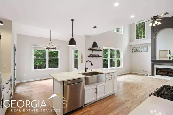 530 Wintergreen WAY, Canton, GA 30115