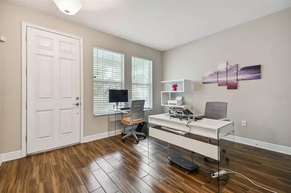 303 N HESPERIDES ST, Tampa, FL 33609