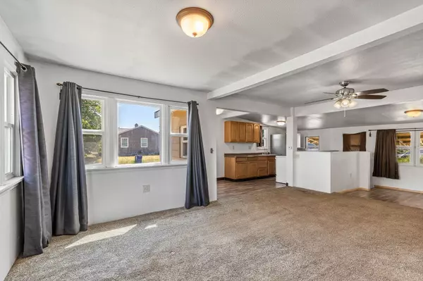 2228 E Heroy Ave, Spokane, WA 99207