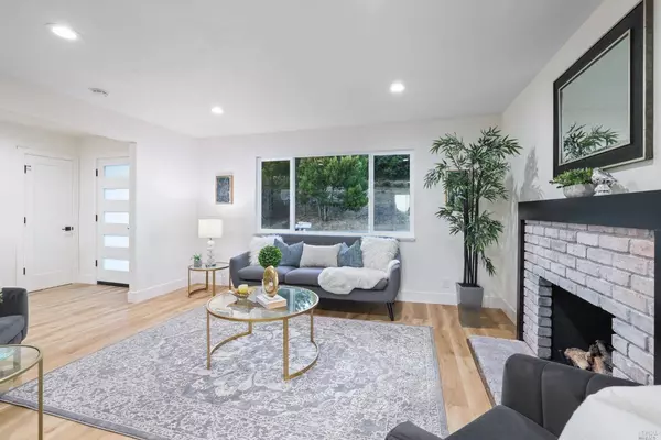 282 James CT, Benicia, CA 94510