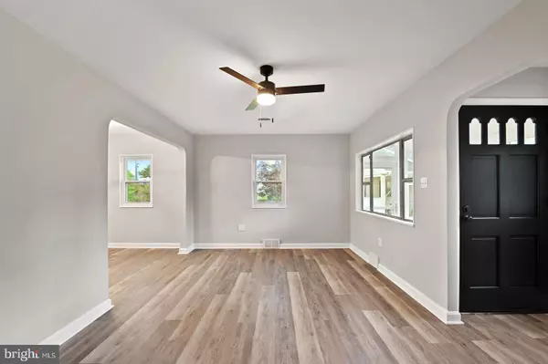 31 EVERGREEN DR, Dover, DE 19901