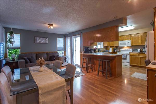 415 N Washington ST, Everson, WA 98247