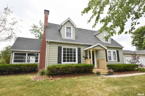 629 W KNOLLCREST DR, Peoria, IL 61614