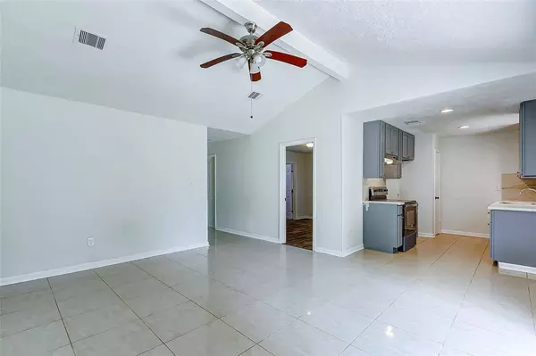 4906 Ridgewest ST, Houston, TX 77053