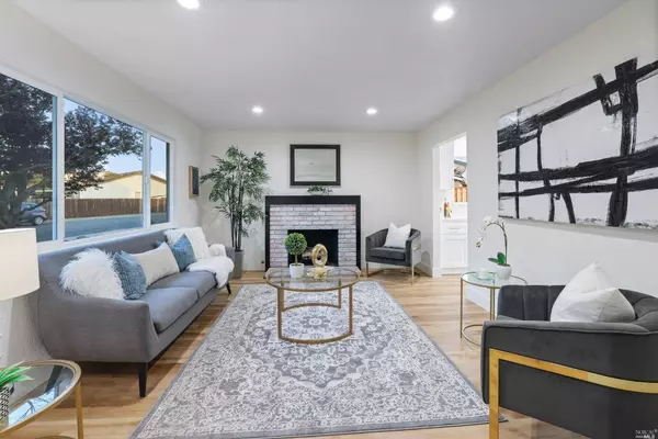 282 James CT, Benicia, CA 94510