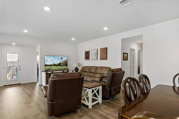 816 Meadow Creek Lane, Josephine, TX 75189