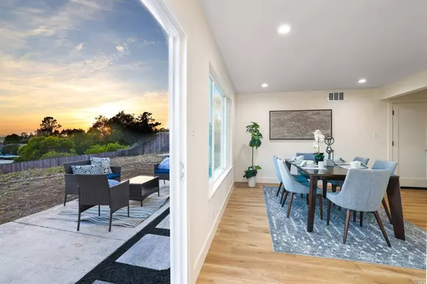 282 James CT, Benicia, CA 94510