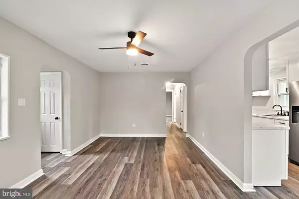 31 EVERGREEN DR, Dover, DE 19901