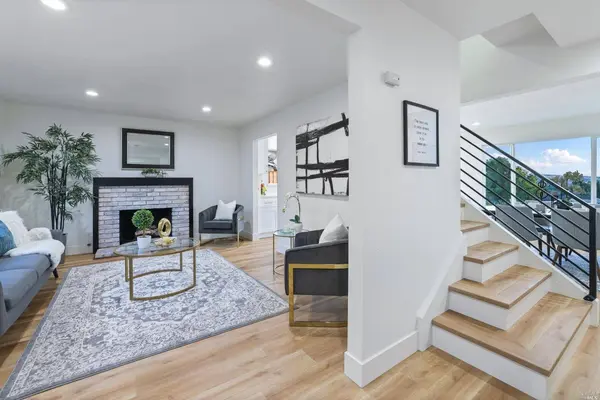 282 James CT, Benicia, CA 94510