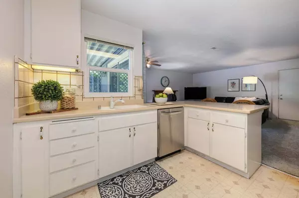 5564 Riverwood CT, Rocklin, CA 95677