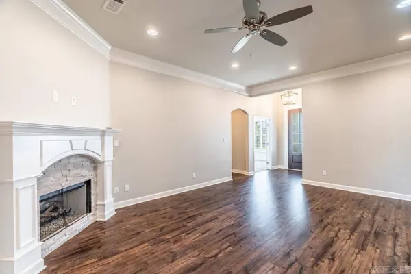 107 Mariner Lane, Maumelle, AR 71913