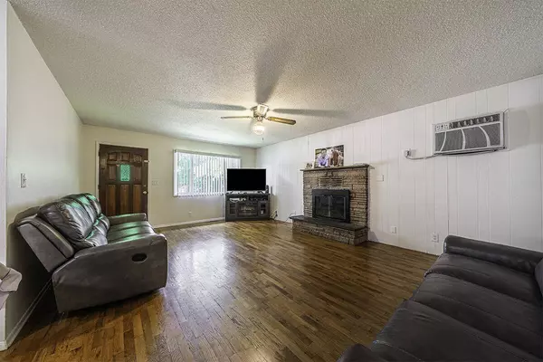 1710 Corona Ave, Medford, OR 97504