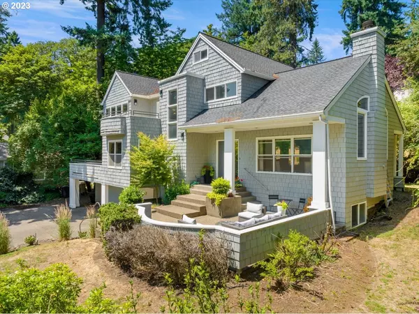 64 BERWICK RD, Lake Oswego, OR 97034