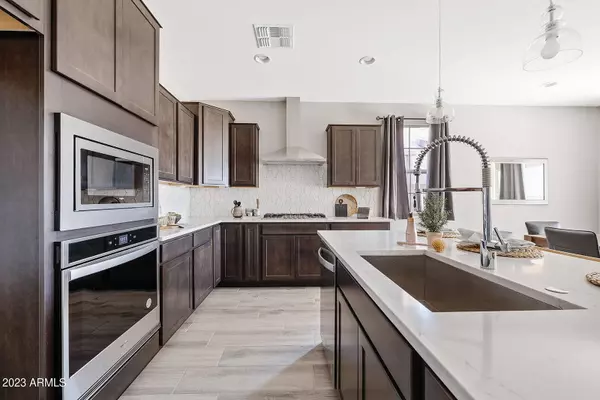 23081 E MEWES Road, Queen Creek, AZ 85142