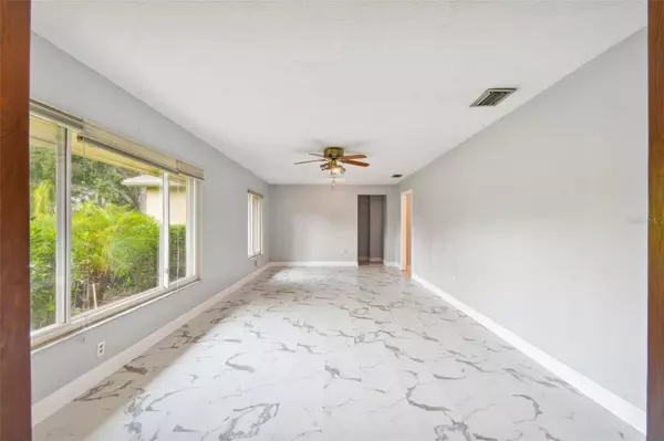 815 STRAWBERRY LN, Brandon, FL 33511