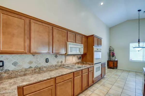 1466 E CASSIA Lane, Gilbert, AZ 85298