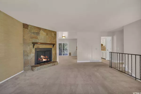 2042 W 2500 N #2500, Farr West, UT 84404